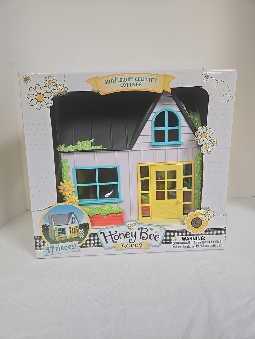 Honey Bee Acres Sunflower Cottage Playset W/ Cat 17 Pieces Age 3+ GIFT!